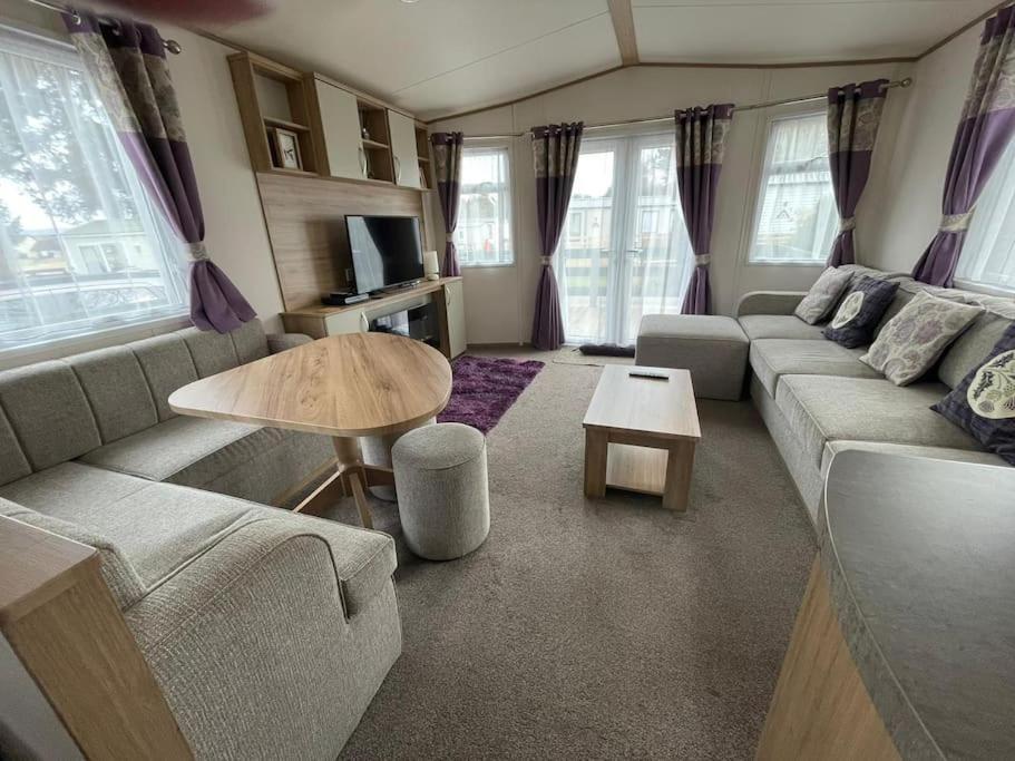 'Oakley' Boat Of Garten Holiday Park Exterior photo